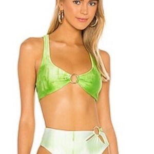 ☀️3/$25 Lovers + Friends Oh Snap bikini top medium green swim